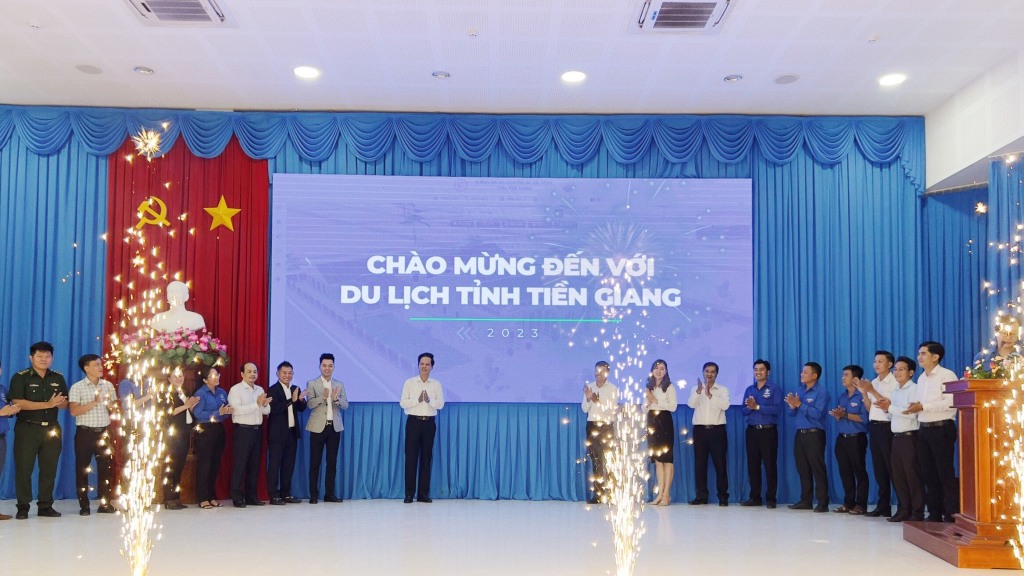 Chào mừng lễ ký kết hợp tác đại điện giữa Tỉnh đoàn Tiền Giang và Công ty TNHH Giải pháp Công nghệ IOTLink